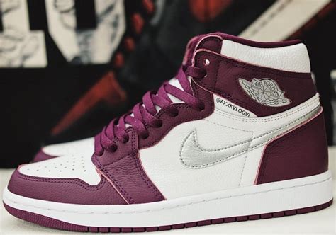 First Look At The Air Jordan 1 Retro High OG “Bordeaux”